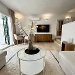 Elegant Close To The Апартаменты *